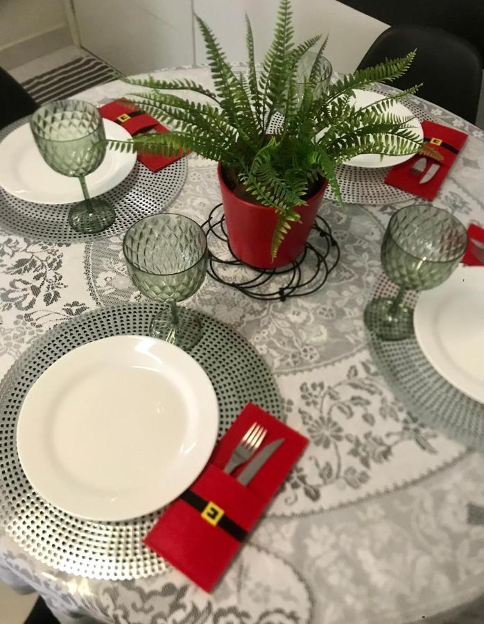 Sinta-se em Casa! Apto Novo, Aconchegante, Funcional - 1 Quarto atende até 2 pessoas com cama de casal ou 2 Quartos para até 4 pessoas com camas de solteiro Montes Claros Extérieur photo
